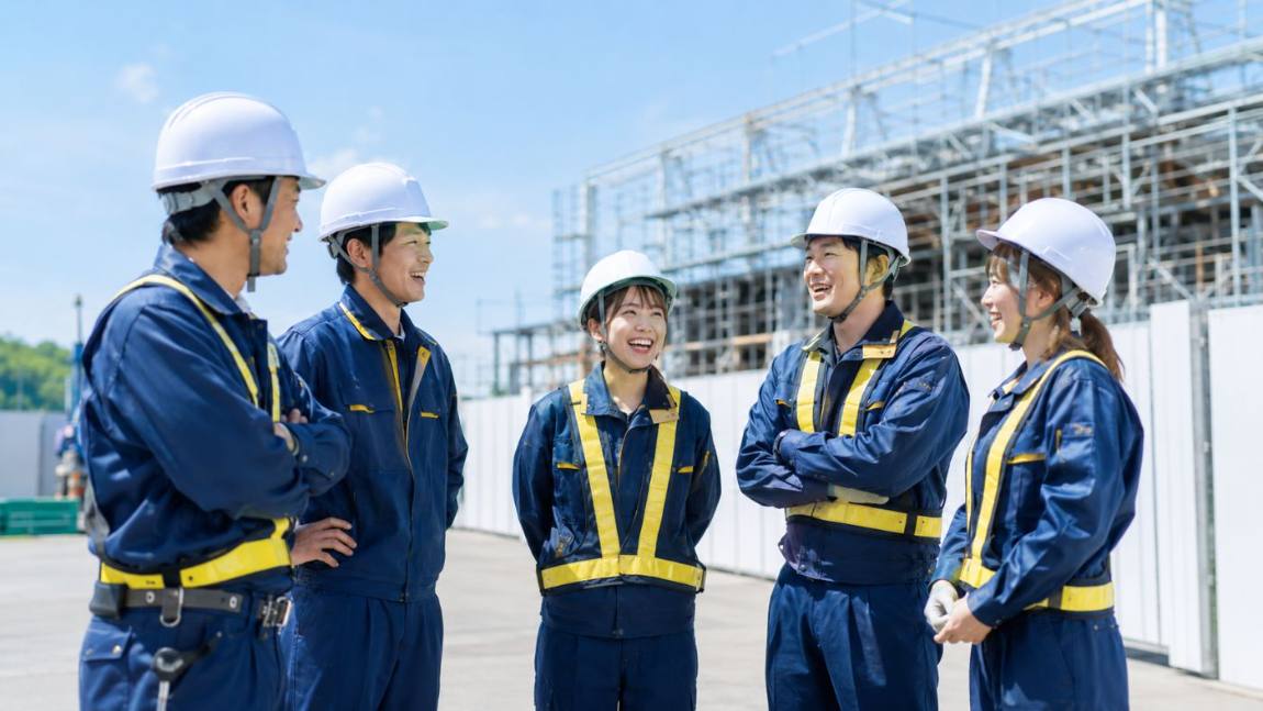 現場で働く社員